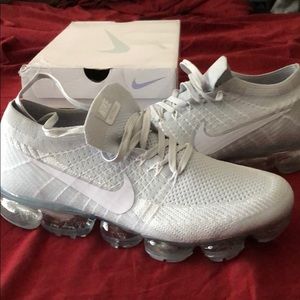 Air Vapormax “Pure Platinum”